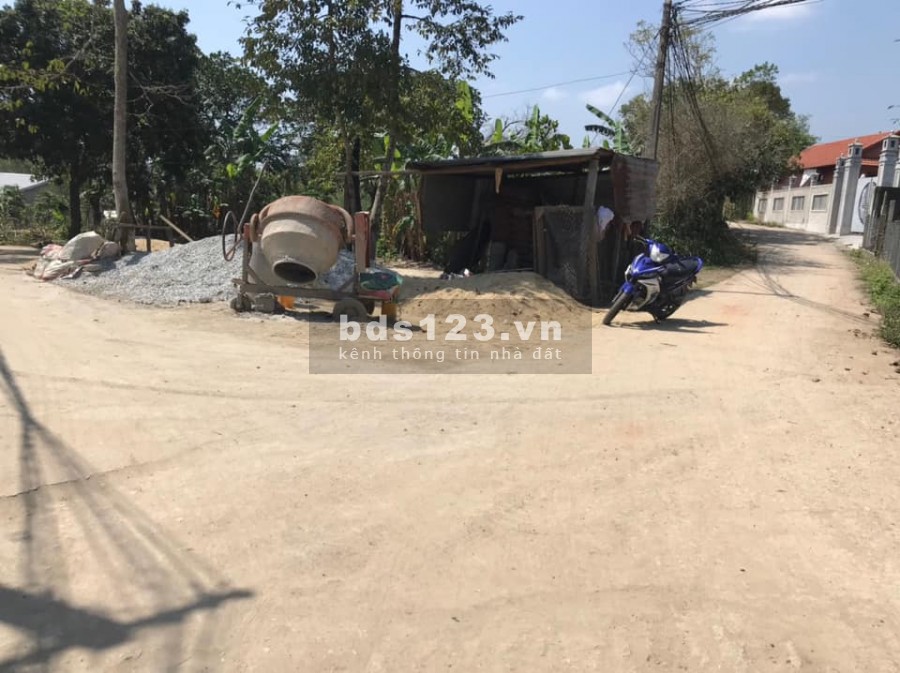 Đất Kiệt Ô Tô Khải Định Thông Thiên Thai gần resort Hoàng Mai. giá bán 1.3XX Tỷ