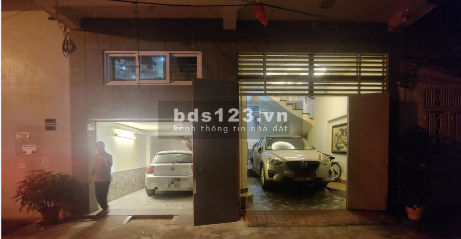 Siêu siêu phẩm Tây Hồ Ô tô tránh 2 Gara 54m2 đúc 5 tầng giá 9.5 tỷ