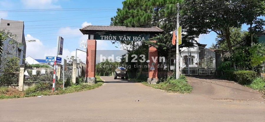 Bán đất thổ cư mặt tiền đường Phó Đức Chính, gần chợ khu 6 TP Bảo Lộc. 0379 893 779