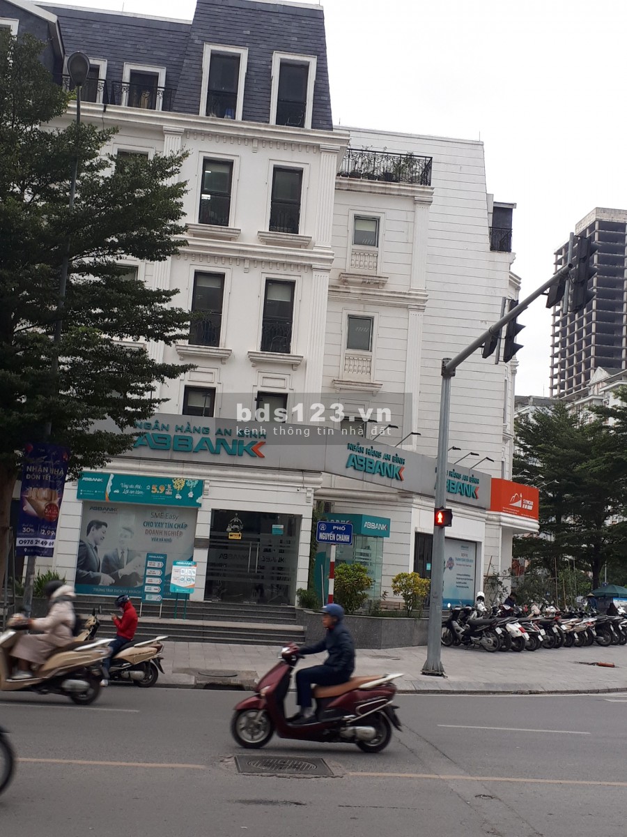 Nhà phố Cầu Giấy, lô sát góc, đường 21m, mặt tiền 6m, giá đầu tư