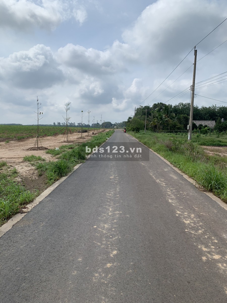 Đất nền khu sinh thái ven hồ Dầu Tiếng, giá 590 triệu, thương lượng