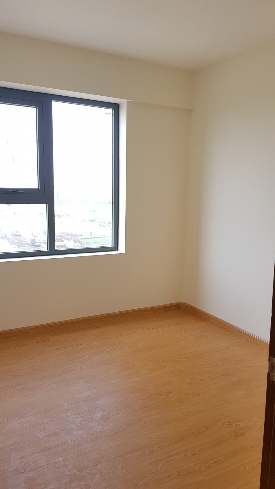 Gia đình có căn hộ 3pn cho thuê, không đồ giá siêu tốt, cc Glexia Riverside