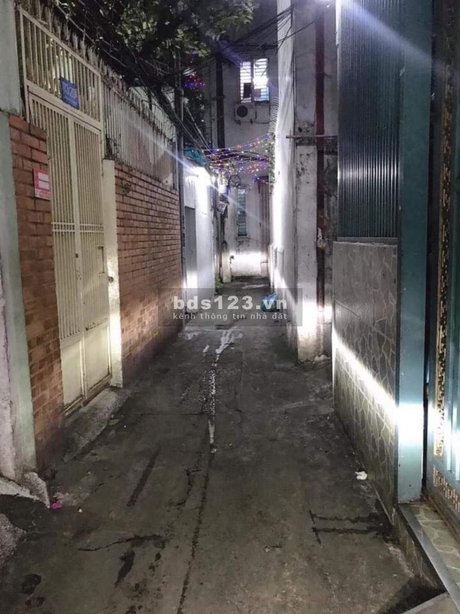 Bán nhà nguyên căn 14m2, trung tâm Quận 3, đầy tư giữ tiền, giá bán 1.8 tỷ