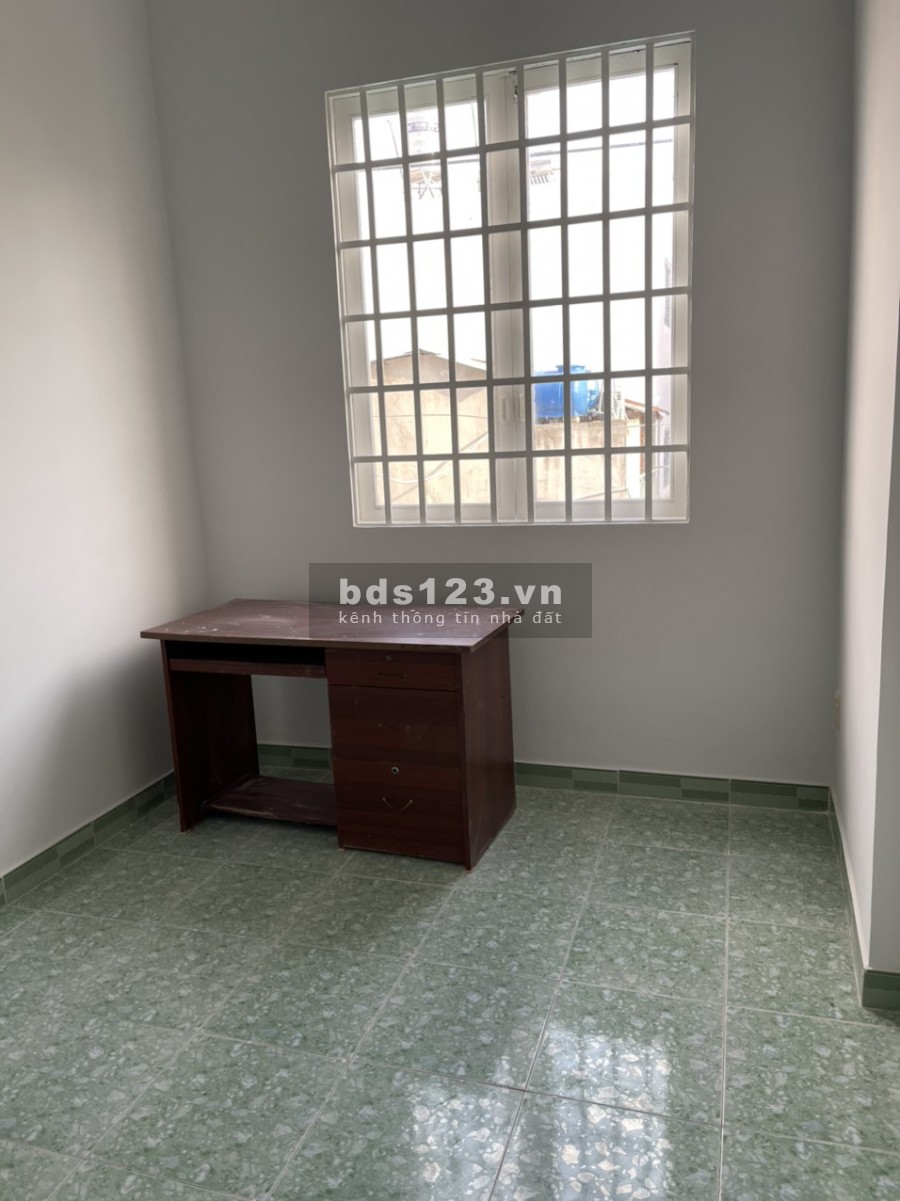 Nhà mới HXT Tân Hương(10x15m) trệt, 3 lầu, 4 phòng ngủ, 3 sàn suốt