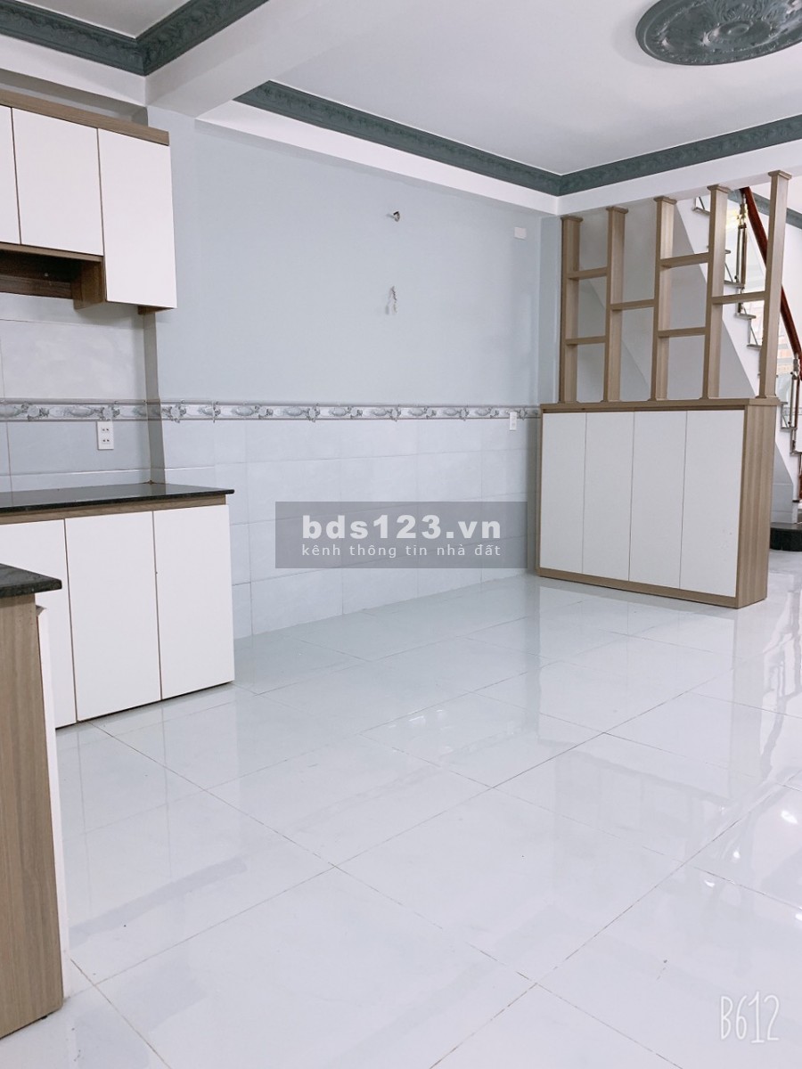 Hàng thơm giá bèo nhèo bán nhà hẻm 1982 Thị Trấn Nhà Bè