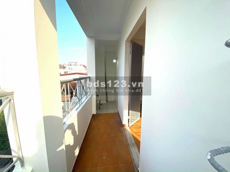 Bán nhà nguyên căn phố Thanh Đàm, đầy đủ nội thất 4 Tầng, dt 26m, giá nhỉnh 2 Tỷ