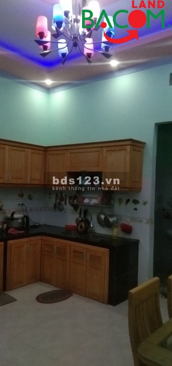 Bán nhà 1 trệt 1 lầu, khu dân cư miền Đong, xã Thạnh Phú, Vĩnh Cữu, dt 110m2, giá chỉ 2.35 tỷ