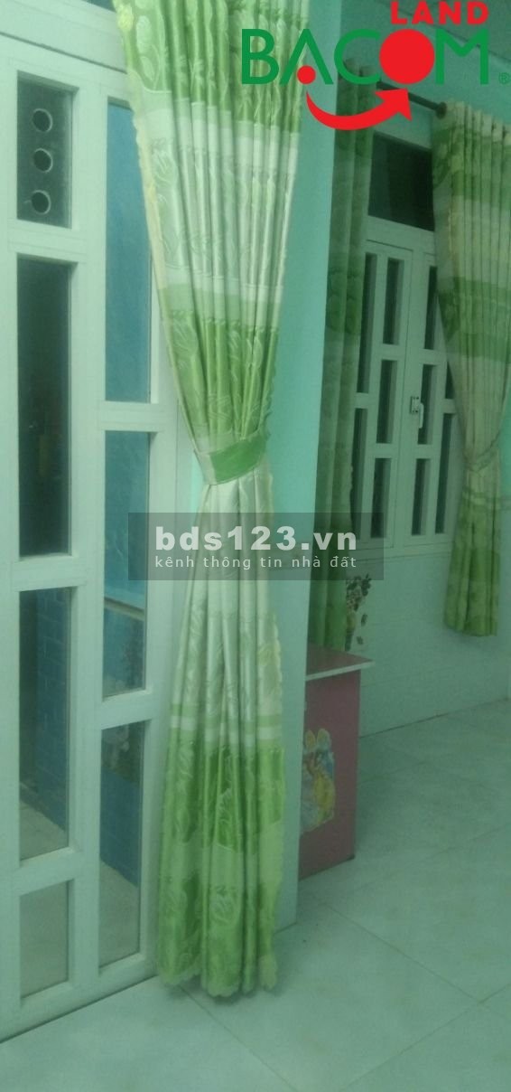 Bán nhà 1 trệt 1 lầu, khu dân cư miền Đong, xã Thạnh Phú, Vĩnh Cữu, dt 110m2, giá chỉ 2.35 tỷ