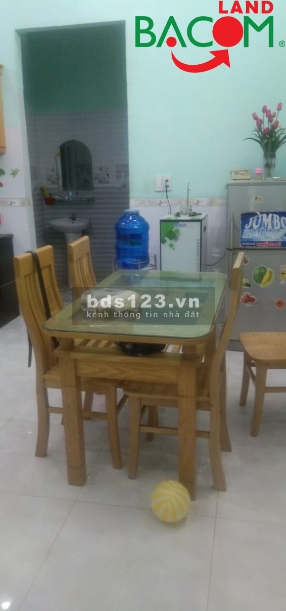 Bán nhà 1 trệt 1 lầu, khu dân cư miền Đong, xã Thạnh Phú, Vĩnh Cữu, dt 110m2, giá chỉ 2.35 tỷ