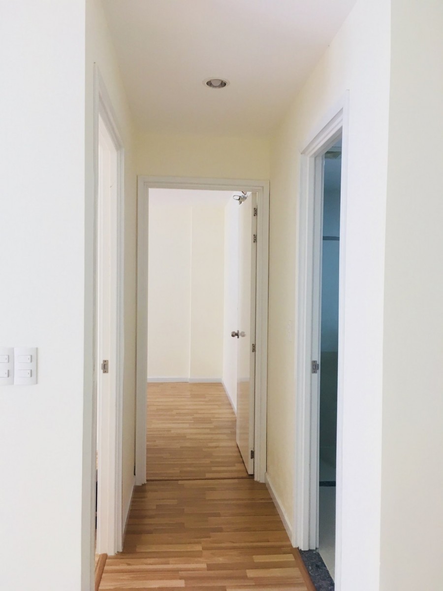Cần bán căn hộ cao cấp City gate nhà trống giao ngay, dt 75m2, 2 pn