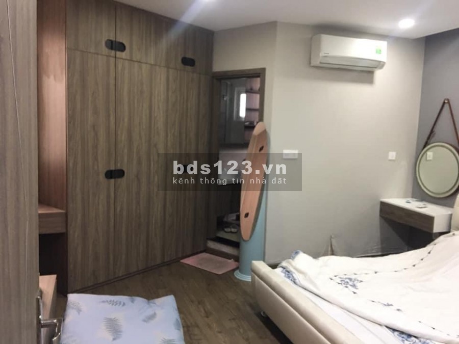 Nhà Thích Quảng Đức hẻm xe tải cần bán gấp chỉ hơn 100 triệu/m2, lh 0904358019