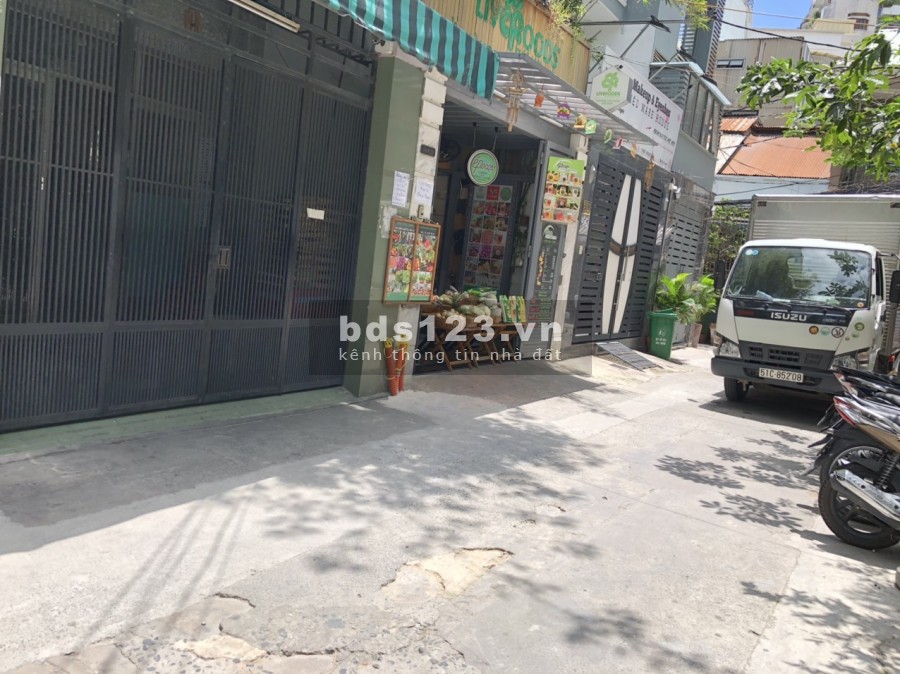Bán nhà Trung Tâm Quận 5 đẹp lộng lẫy, mê ly, giá bán chỉ 16.5 tỷ