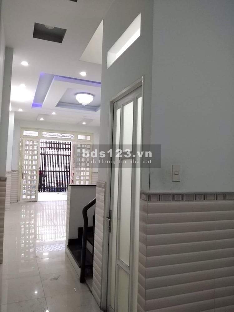 Bán Nhà Đường Phong Phú, Tùng Thiện Vương, 4x9,1 Lầu 2PN, giá chỉ 2,9 tỷ