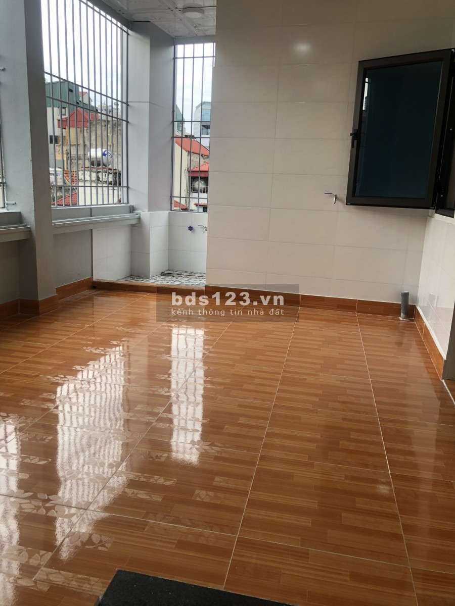 Bán nhà đẹp ở luôn ngõ 63 Trần Quốc Vượng 55m2 x 4 tầng giá 6 tỷ. LH 0912442669