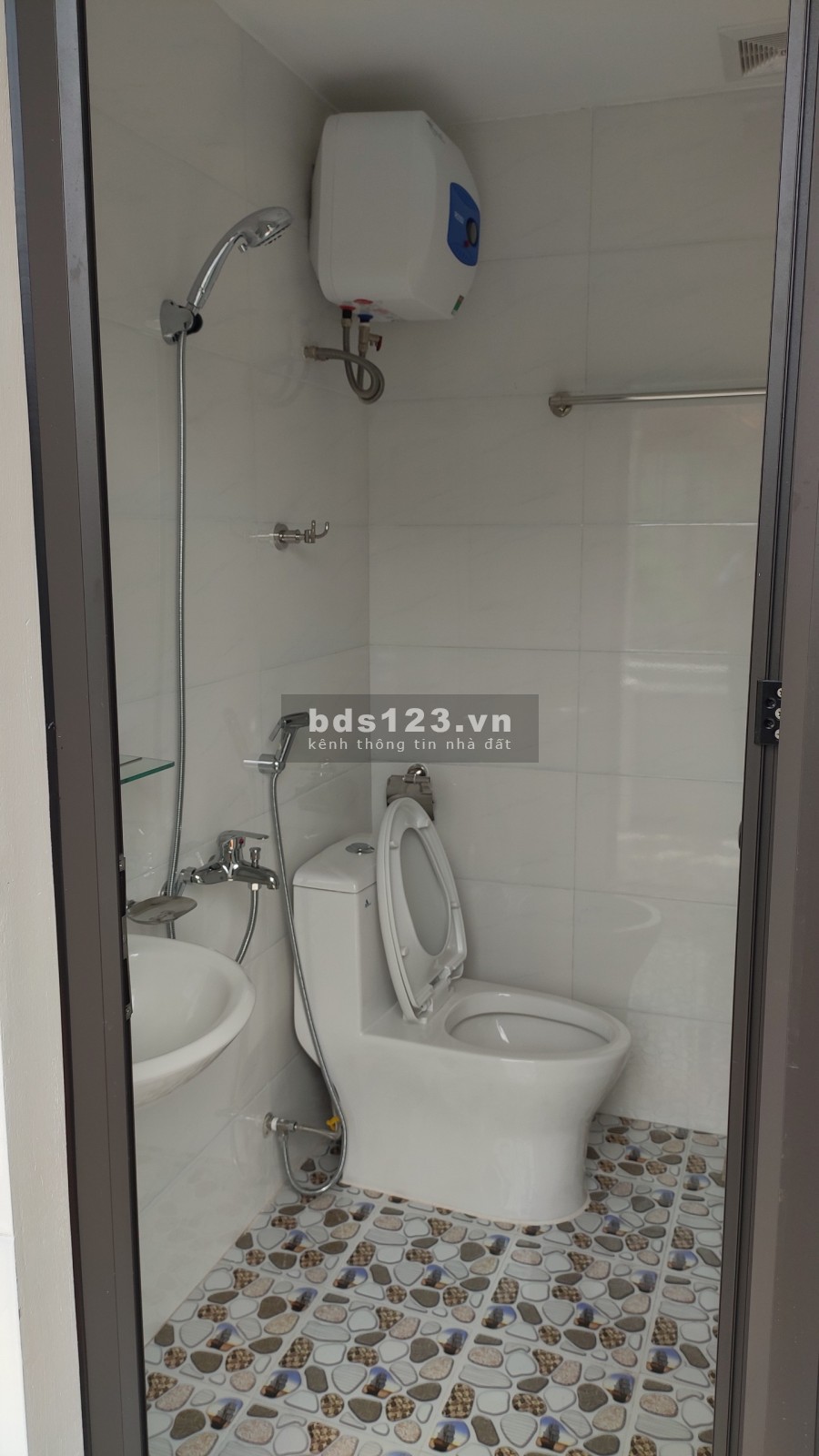 Bán nhà đẹp ở luôn ngõ 63 Trần Quốc Vượng 55m2 x 4 tầng giá 6 tỷ. LH 0912442669