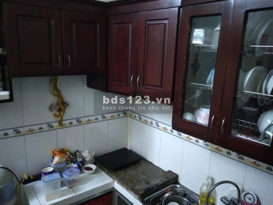 Giá mới 2.4 tỷ giảm 400 triệu còn 2.3 tỷ ô tô cách 10m, sổ riêng, không bị quy hoạch
