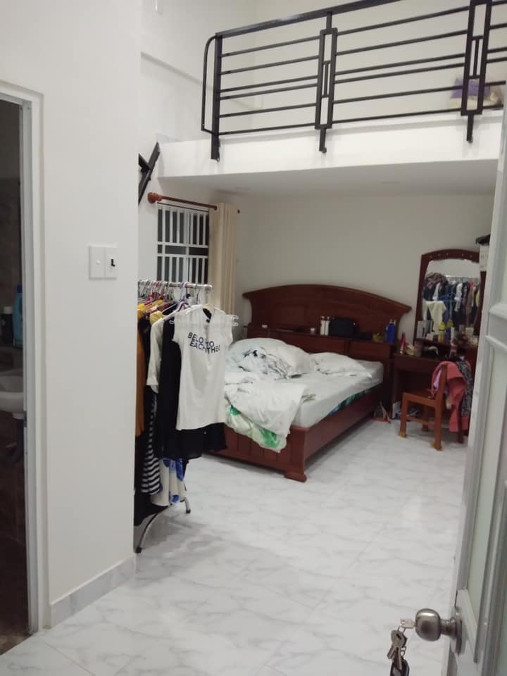 Bán gấp nhà HXH mùa dịch đường Cách Mạng Tháng Tám, lô góc đang cho thuê 16tr, 68m2 7,9ty