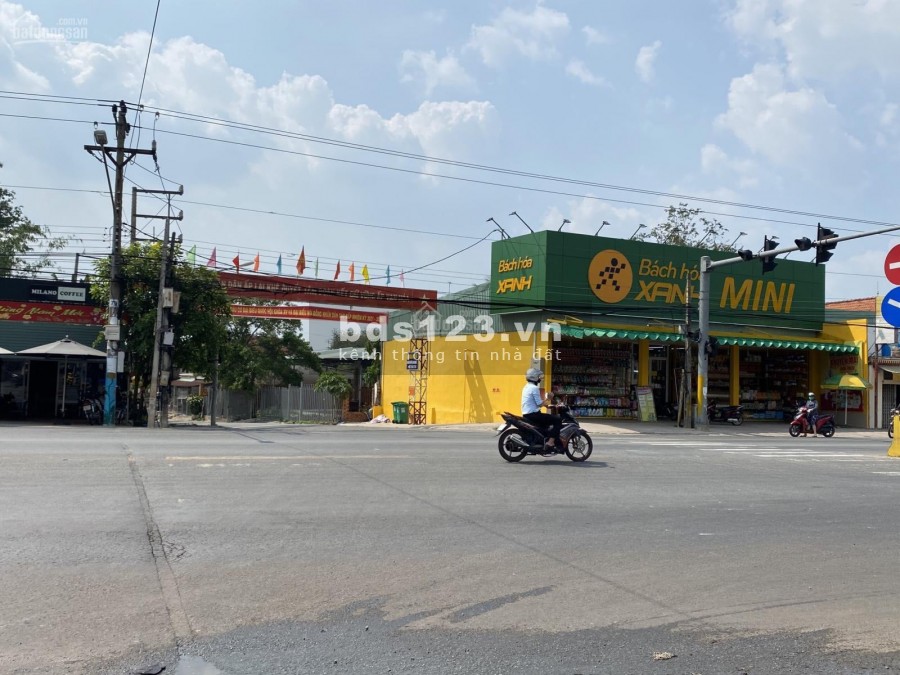 Bán gấp 3150m2, tách sổ riêng, đối diện kcn, gần trung tâm, tiện ích đầy đủ, giá 680 triệu