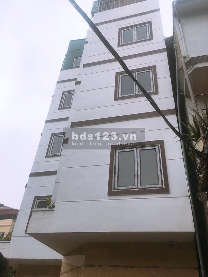 Bán siêu phẩm Lạc Long Quân, giá nào cũng chốt, ở quá đỉnh, dt 34m2, 5 tầng, giá 3.2 tỷ
