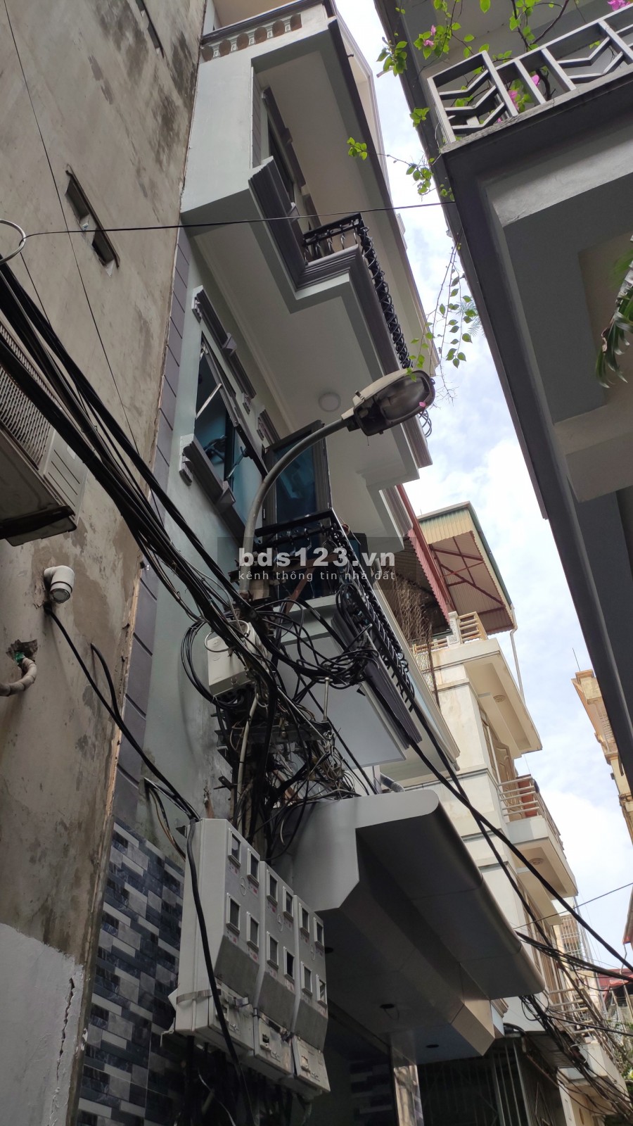 Bán nhà đẹp ở luôn ngõ 63 Trần Quốc Vượng 55m2 x 4 tầng giá 6 tỷ. LH 0912442669