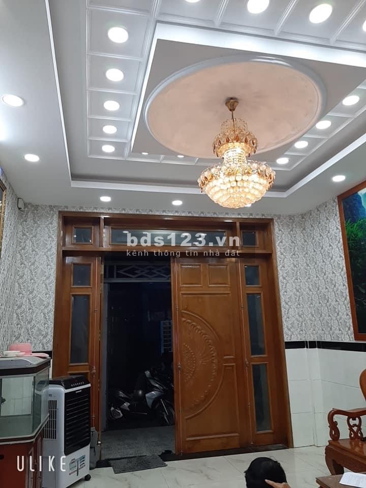 Tìm đâu ra nhà 3 mặt thoáng mát, Phố Bế Văn Đàn, 50m2 giá chỉ 4,5 tỷ