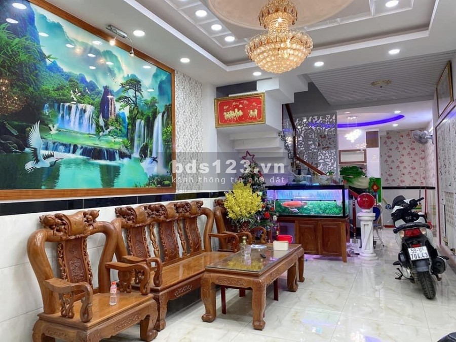 Tìm đâu ra nhà 3 mặt thoáng mát, Phố Bế Văn Đàn, 50m2 giá chỉ 4,5 tỷ