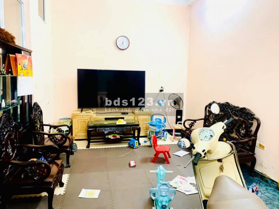 Bán nhà Trần Bình 52m2, 4 tầng, MT 6.4m, oto tránh, kinh doanh, chỉ 10.7 tỷ
