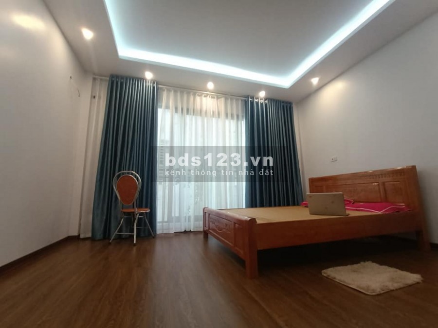 Bán nhà Nhân Mỹ, khu dân trí cao, tiện ích đủ đầy, diện tích 39 m2, giá 4.9 tỷ