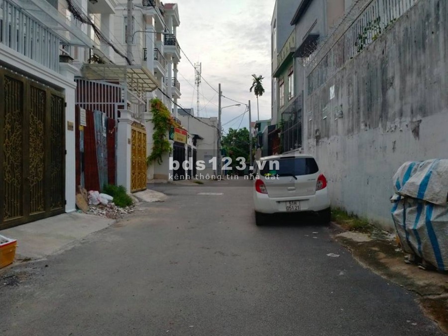 Bán gấp nhà Phan Văn Trị Gò Vấp, 70m2, 3 Tầng, Giá Rẻ Nhất Năm chỉ 6 tỷ