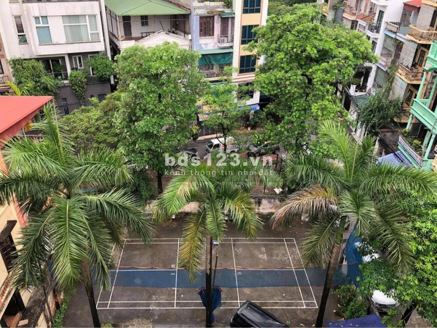 Oto vào nhà ngõ 158 Nguyễn Khánh Toàn, DT 73.5m2 6 tầng thang máy MT 4m giá 12.8 tỷ