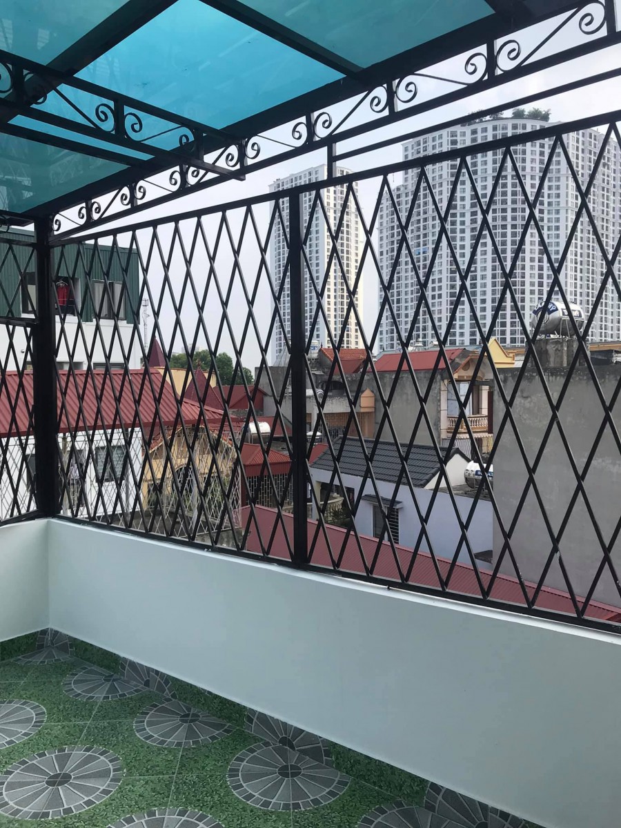 Gần Vinhomes Royal City ngã Tư Sở đúc 6 tầng ngõ 3m giá 5.8 tỷ, sổ đỏ chính chủ