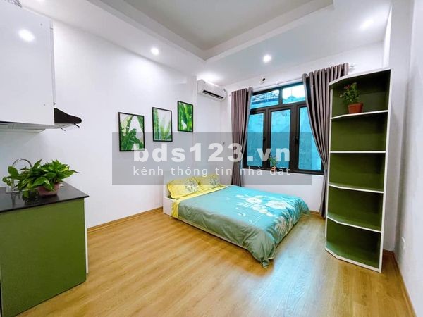 Bán nhà đẹp mới xây nội thất cao cấp đối diện ga đường sắt trên cao giá 4.2 tỷ