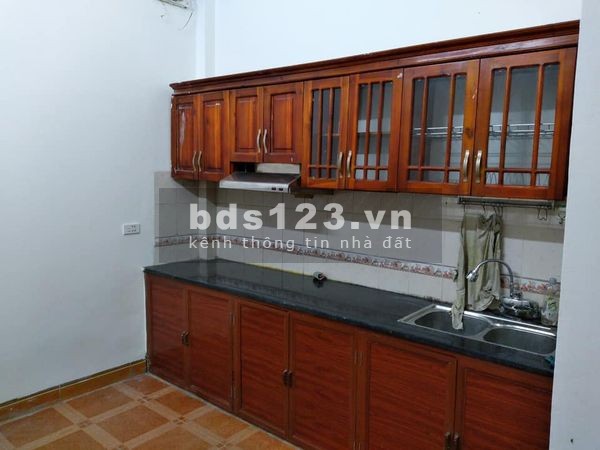 Bán nhà tầm tiền. nhỉnh 2.5 tỷ, đường Kim Giang, rộng 30m, lh 0961960367