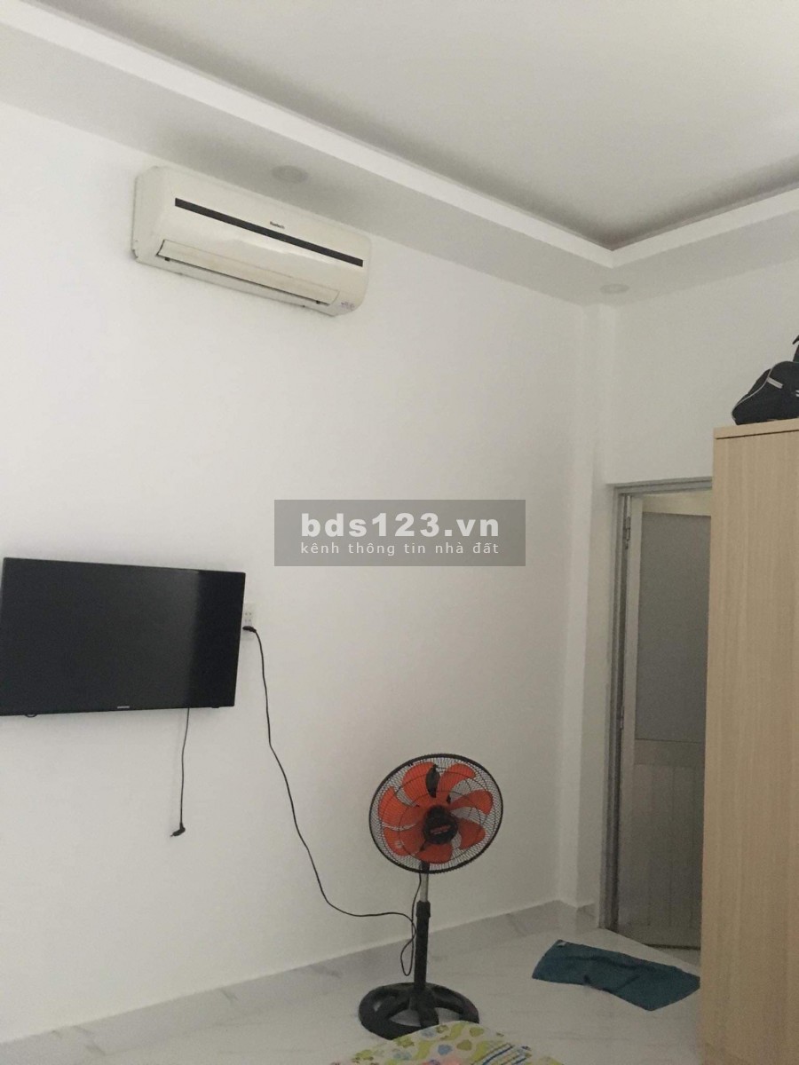 Bán gấp nhà Phan Văn Trị Gò Vấp, 70m2, 3 Tầng, Giá Rẻ Nhất Năm chỉ 6 tỷ