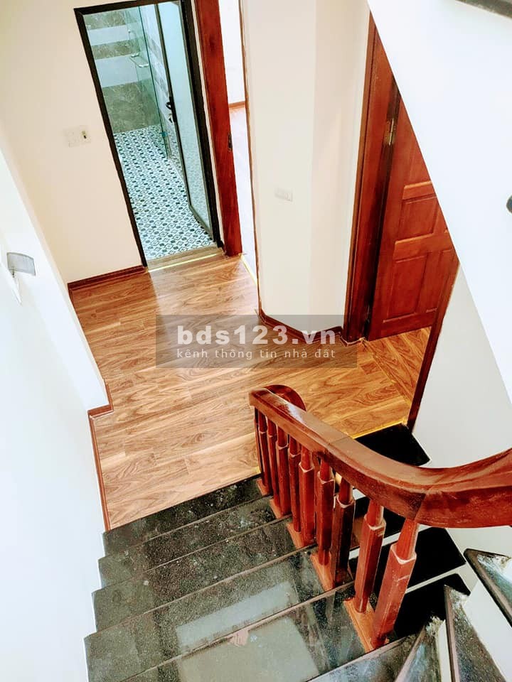 Chính chủ bán nhà Lương Khánh Thiện, dt 59m2, 5 tầng, mt 4.7 giá 4.77 tỷ, có thương lượng