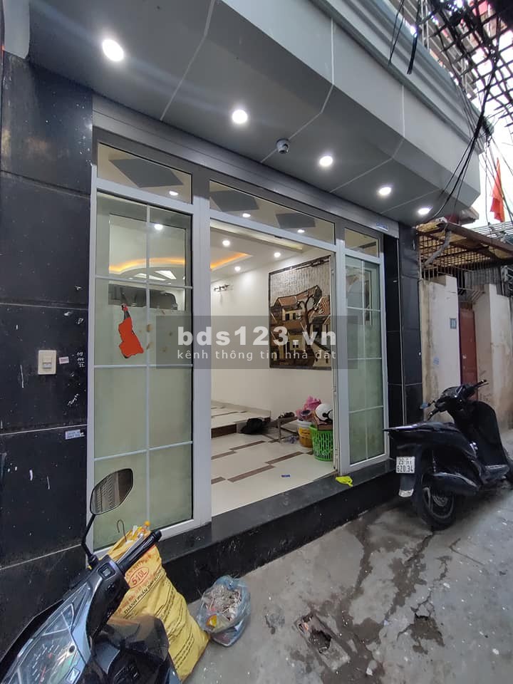 Bán nhà Gốc Đề, 3 gác đổ cửa, diện tích 37m2, 4 tầng, mặt tiền 3.9m, giá 3.1 tỷ
