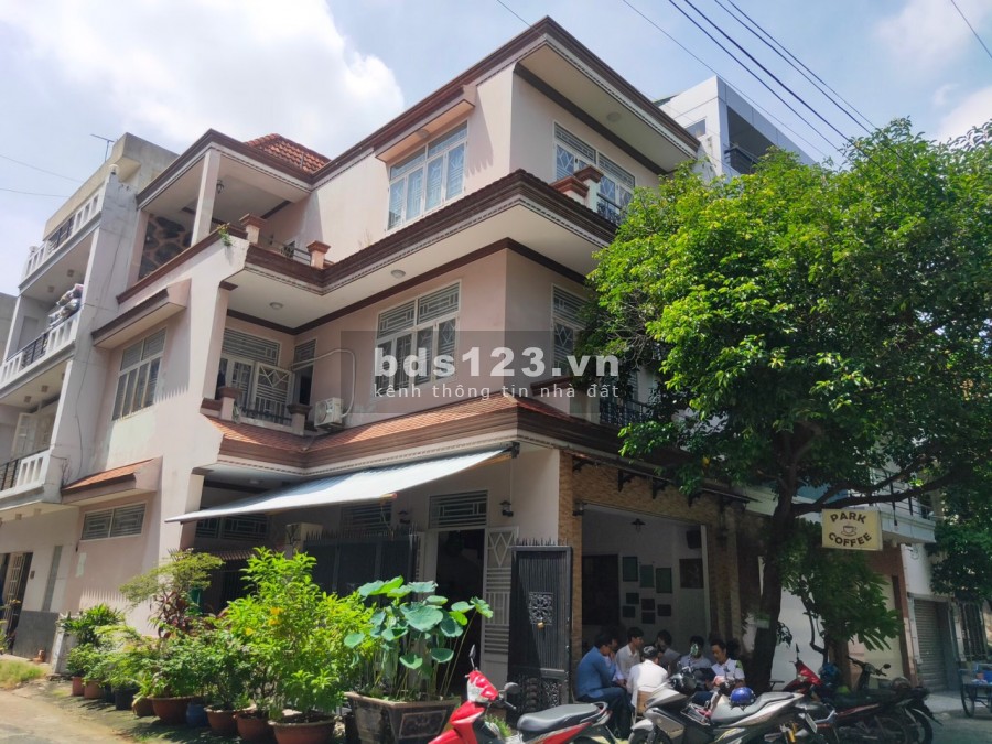 Bán nhà lớn đường Nguyễn Kiệm, Phường 4, Phú Nhuận, giá 21 tỷ