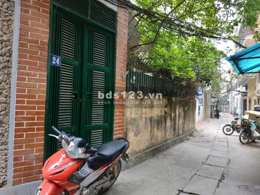 Bán Nhà Hồ Thành Công 33m2, 3 tầng, giá bán 2.8 Tỷ. 50m Ra Phố