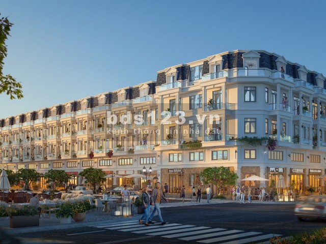 Bán gấp shophouse mặt tiền chợ Quận 12, thanh toán dàn trải, bank hỗ trợ vay70%
