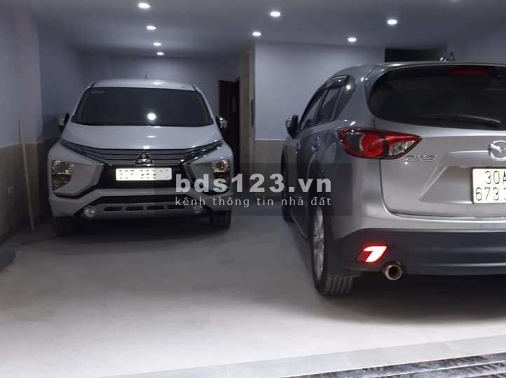Bán nhà Xuân Diệu ô tô, Thang Máy, 56 m x 6 tầng mt 5.4m giá bán 10.7 tỷ