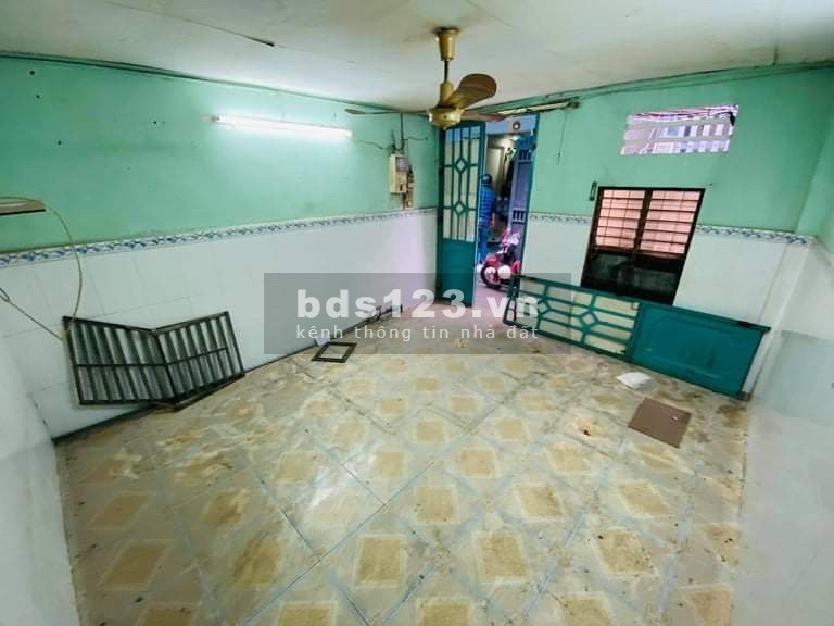 Bán nhà Điện Biên Phủ, phường 15, Bình Thạnh, dt 31m2, giá 2.9 tỷ, 2 lầu, dt 4x9m