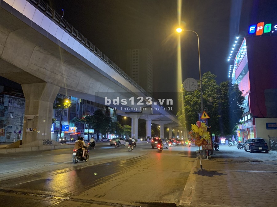 Bán nhà, Mặt phố kinh doanh, Cầu Diễn, 44m2, 2 tầng, giá nhỉnh 4 tỷ