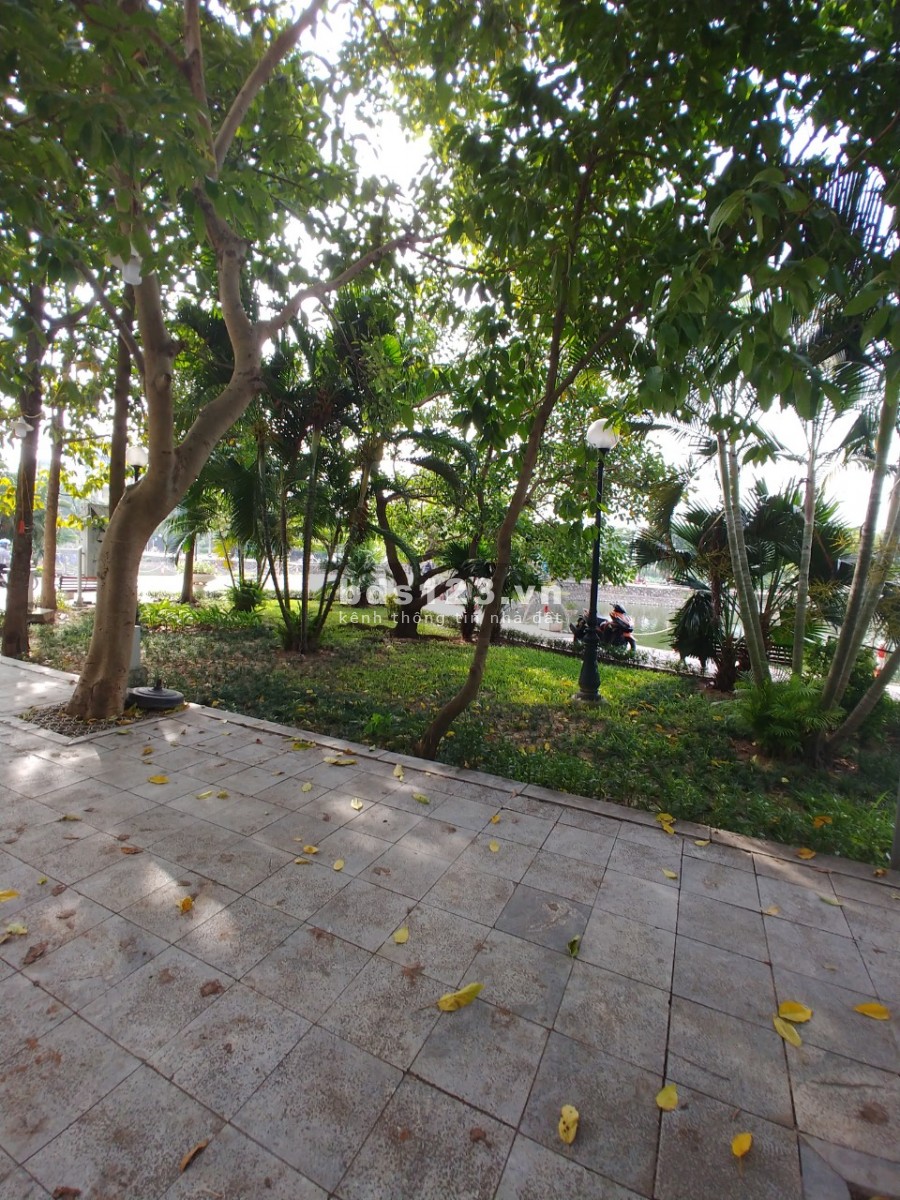 Trịnh Công Sơn, 84mX7mMT, View Hồ. Kinh doanh, văn phòng.. Giá 34 tỷ.