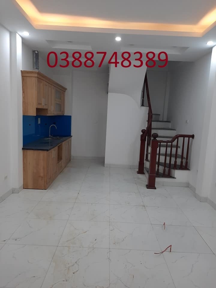 Bán Nhà Hót 33x5T Đại Từ Linh Đàm kinh doanh giá bán có 4.2 tỷ