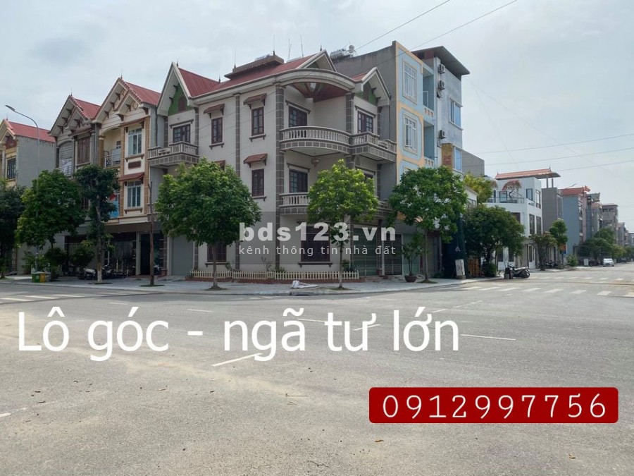 Cho thuê nhà lô góc, Ngã Tư To, Mặt Phố trung tâm Phố Chờ Yên Phong Bắc Ninh