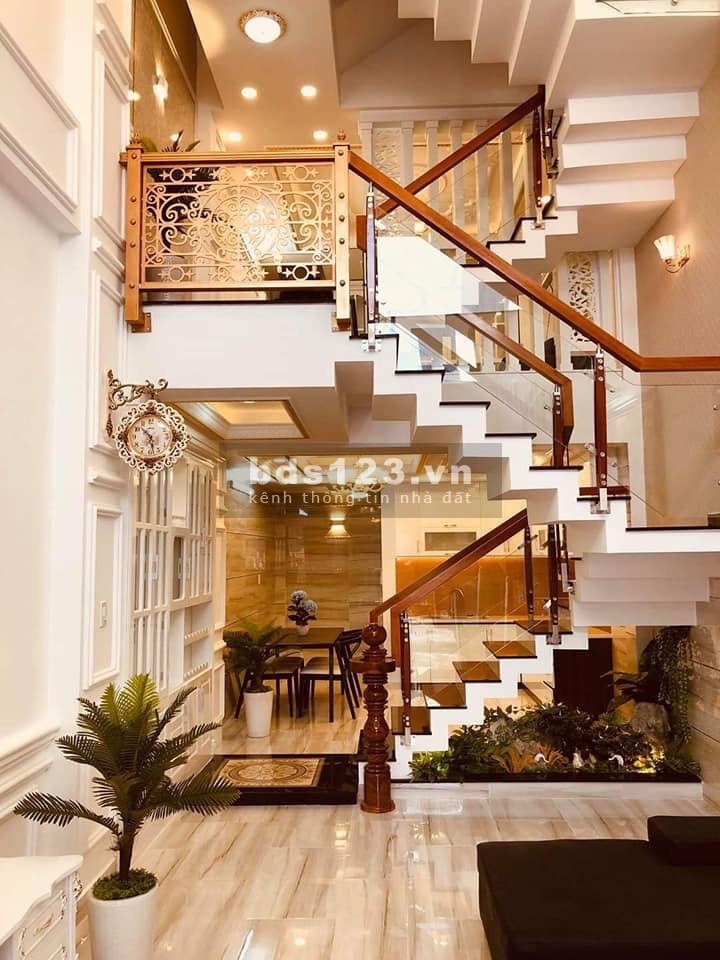 Bán nhà phố liền kề Đường Dương Quảng Hàm, phường 05, Quận Gò vấp