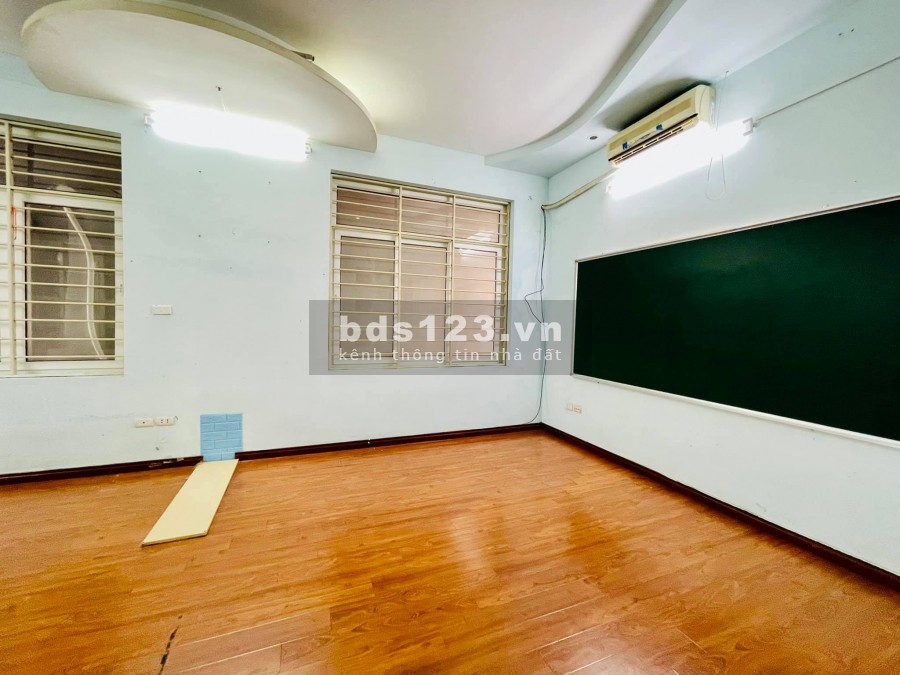Bán nhà Phố Liên Cơ, ô tô tránh, vỉa hè, kinh doanh, 106m2 x 4 tầng, nhỉnh 18 tỷ