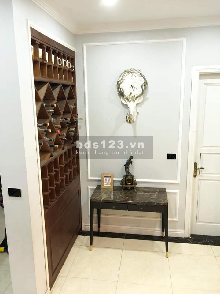Bán Biệt Thự Minh Tâm Long Biên 135 m2, 4 tầng, Mt 9m, giá 18,9 tỷ nội thất cao cấp
