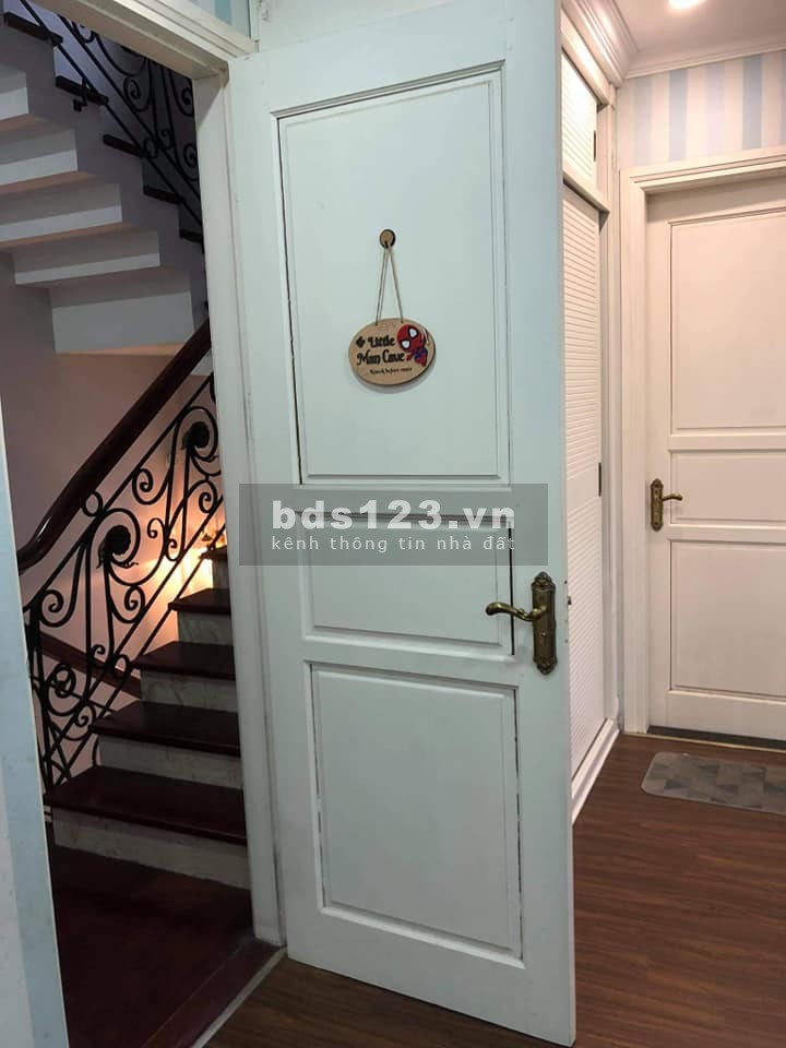 Bán Biệt Thự Minh Tâm Long Biên 135 m2, 4 tầng, Mt 9m, giá 18,9 tỷ nội thất cao cấp