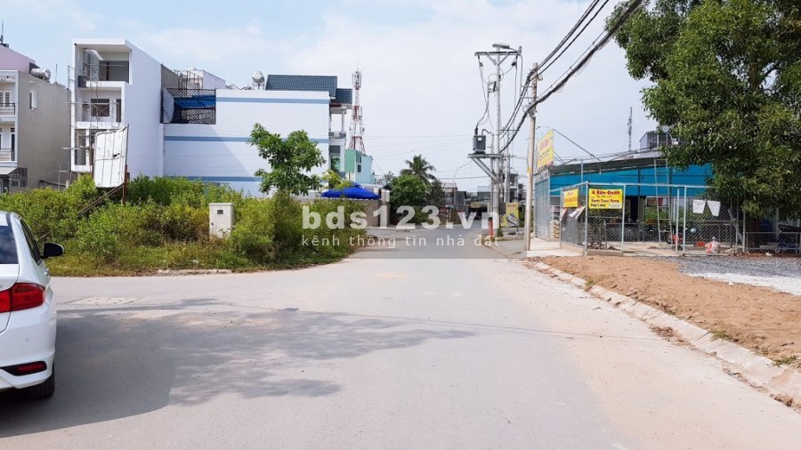 Nhanh tay sở hữu ngay lô đất hot hit nằm sát quốc lộ 13, giá trả trước 250 triệu